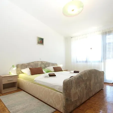 Fuer 5 Personen Ca 78 Qm In Peroj, Istrien Istrische Riviera Apartment *