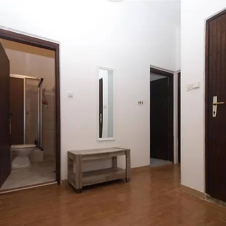 Apartment Fuer 5 Personen Ca 78 Qm In Peroj, Istrien Istrische Riviera